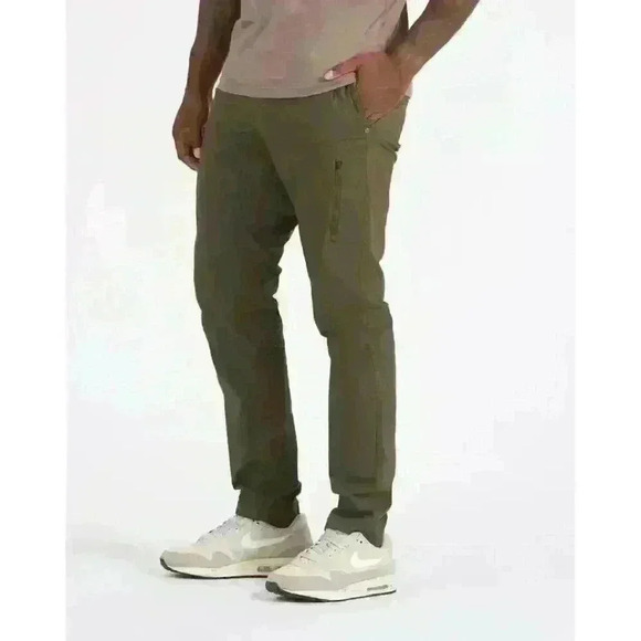 Men's Vuori Ripstop Pant Dark Oregano Size M - Picture 5 of 5